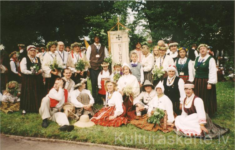 Folkloras kopa "Silavoti"